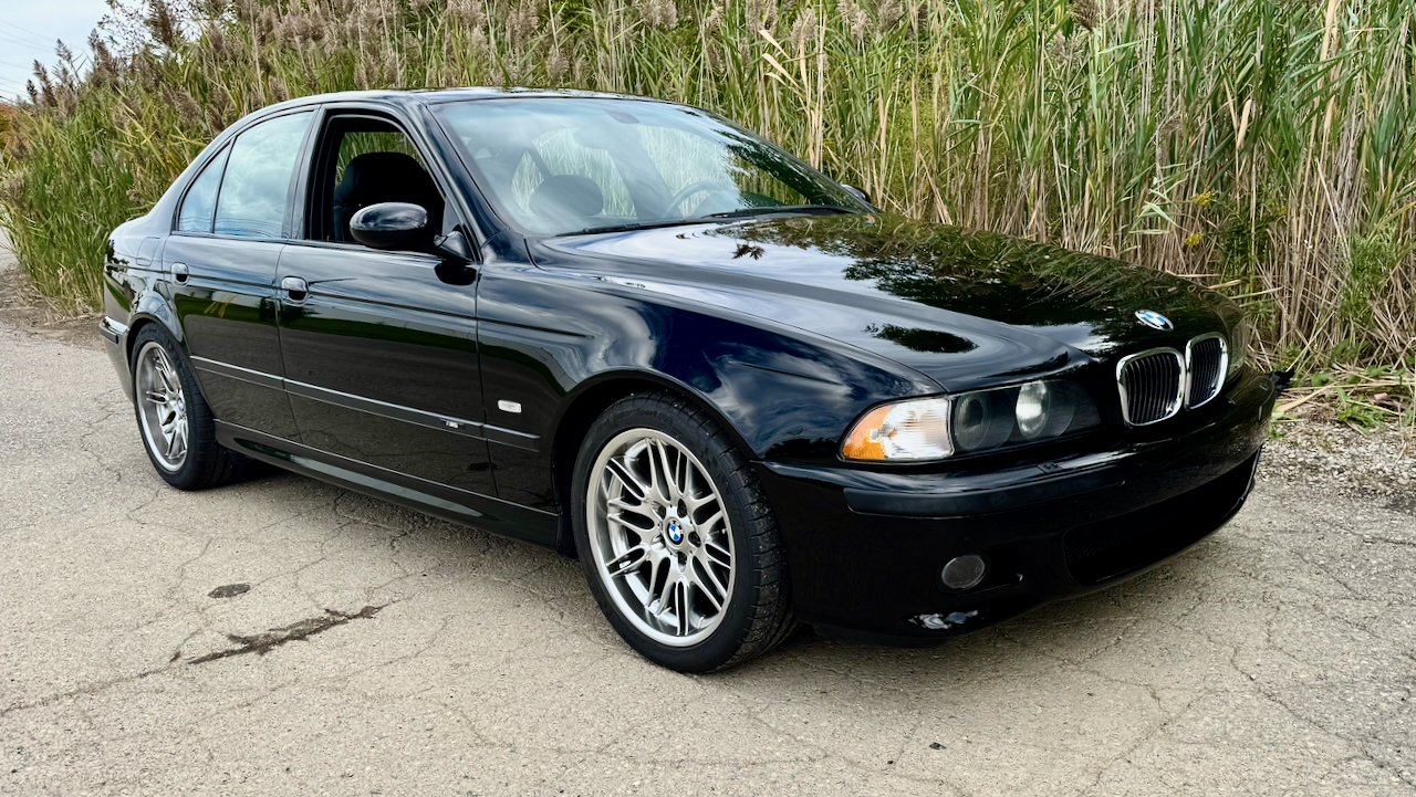 Used 2000 BMW M5 UNAVAIL RWD image 2
