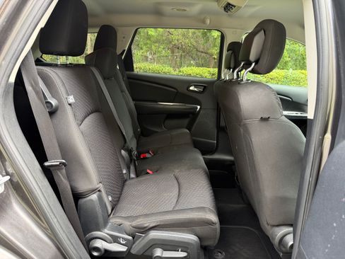 Used 2016 Dodge Journey SE image 13