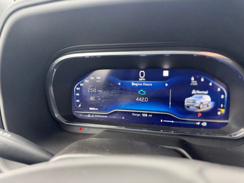 Used 2022 Chevrolet Suburban Premier image 26