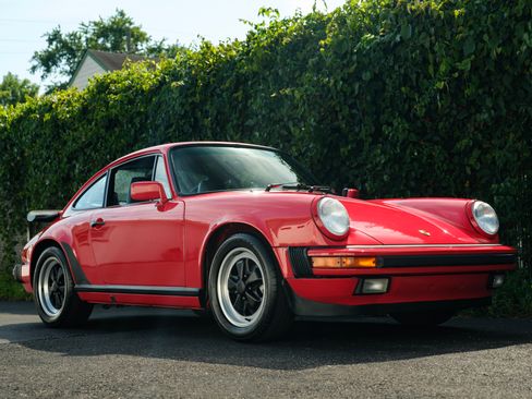 Used 1988 Porsche 911 Carrera image 13