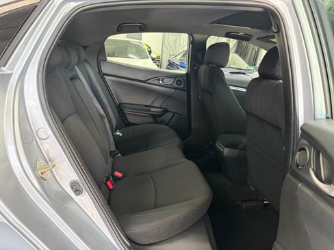 Used 2019 Honda Civic EX Hatchback image 15