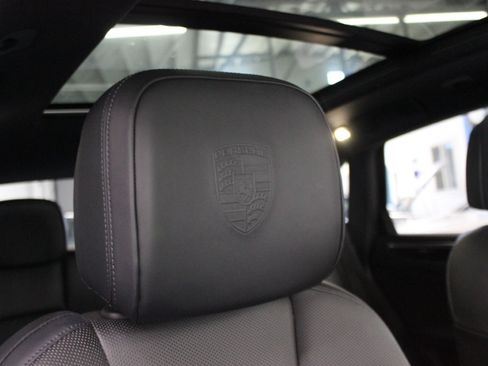Used 2023 Porsche Macan UNAVAIL AWD/4WD image 49