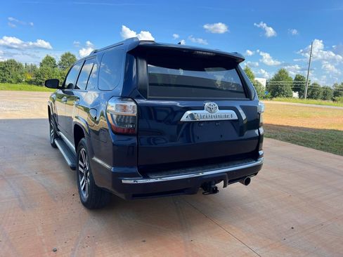 Used 2015 Toyota 4Runner Limited image 5