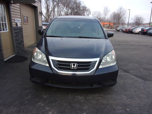 Used 2009 Honda Odyssey LX image 2