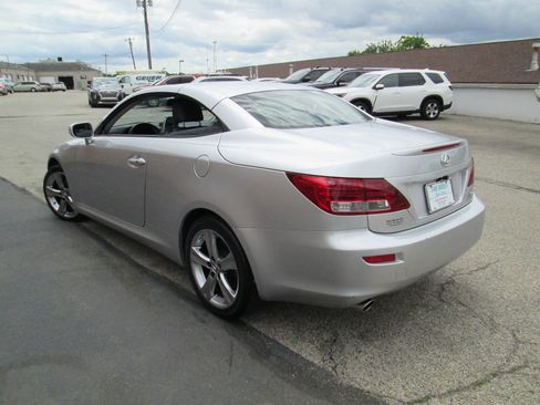 Used 2014 Lexus IS 250C image 8