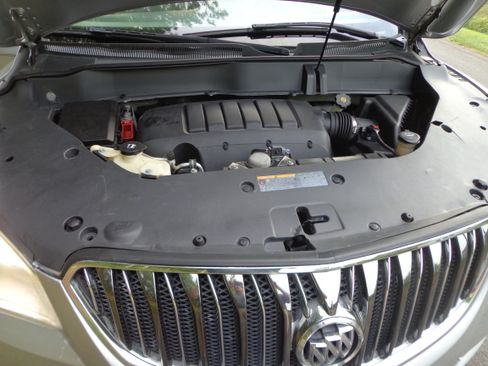 Used 2014 Buick Enclave FWD Premium image 18