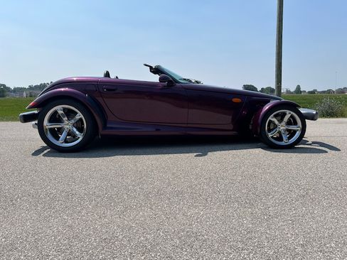 Used 1997 Plymouth Prowler image 2