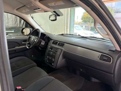 Used 2008 Chevrolet Avalanche 2WD image 17