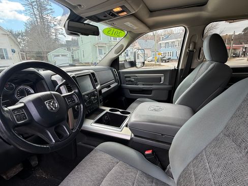 Used 2015 RAM 3500 SLT image 4