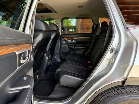 Used 2017 Honda CR-V Touring image 16