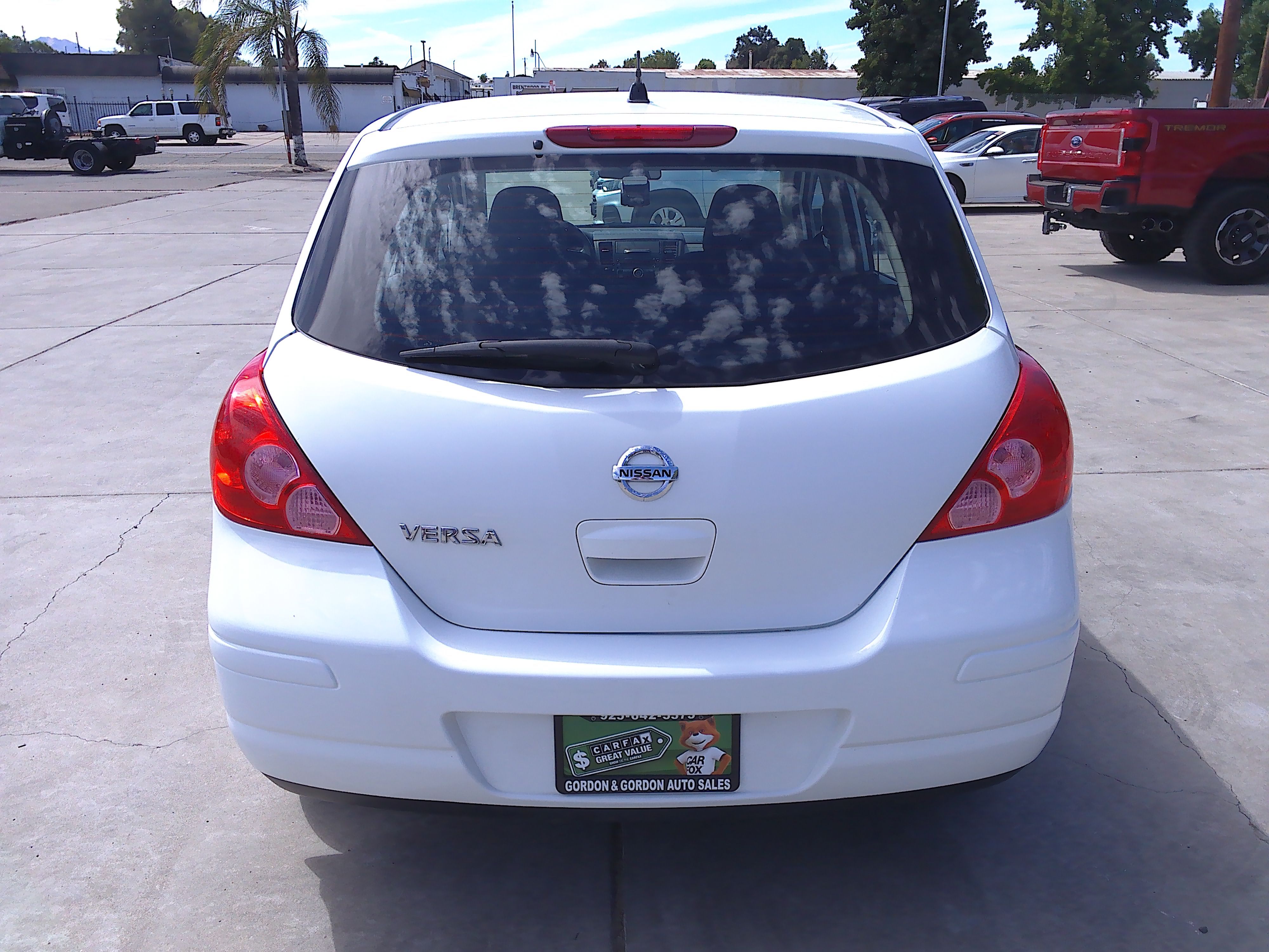 Used 2007 Nissan Versa 1.8 S FWD image 6