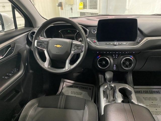 Used 2025 Chevrolet Blazer FWD LT w/ 2LT image 21
