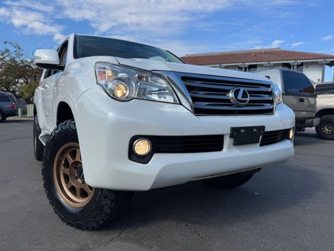 Used 2011 Lexus GX 460 image 18