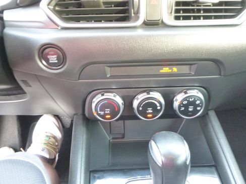 Used 2018 MAZDA CX-5 Sport image 22