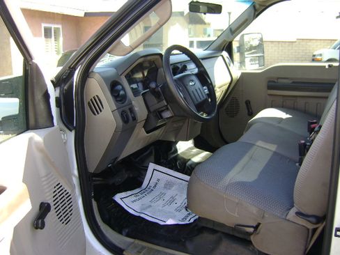 Used 2008 Ford F350 XL image 11