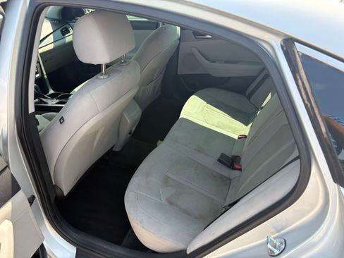 Used 2018 Hyundai Sonata SE FWD image 7