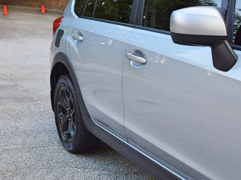 Used 2014 Subaru XV Crosstrek 2.0i Premium image 13