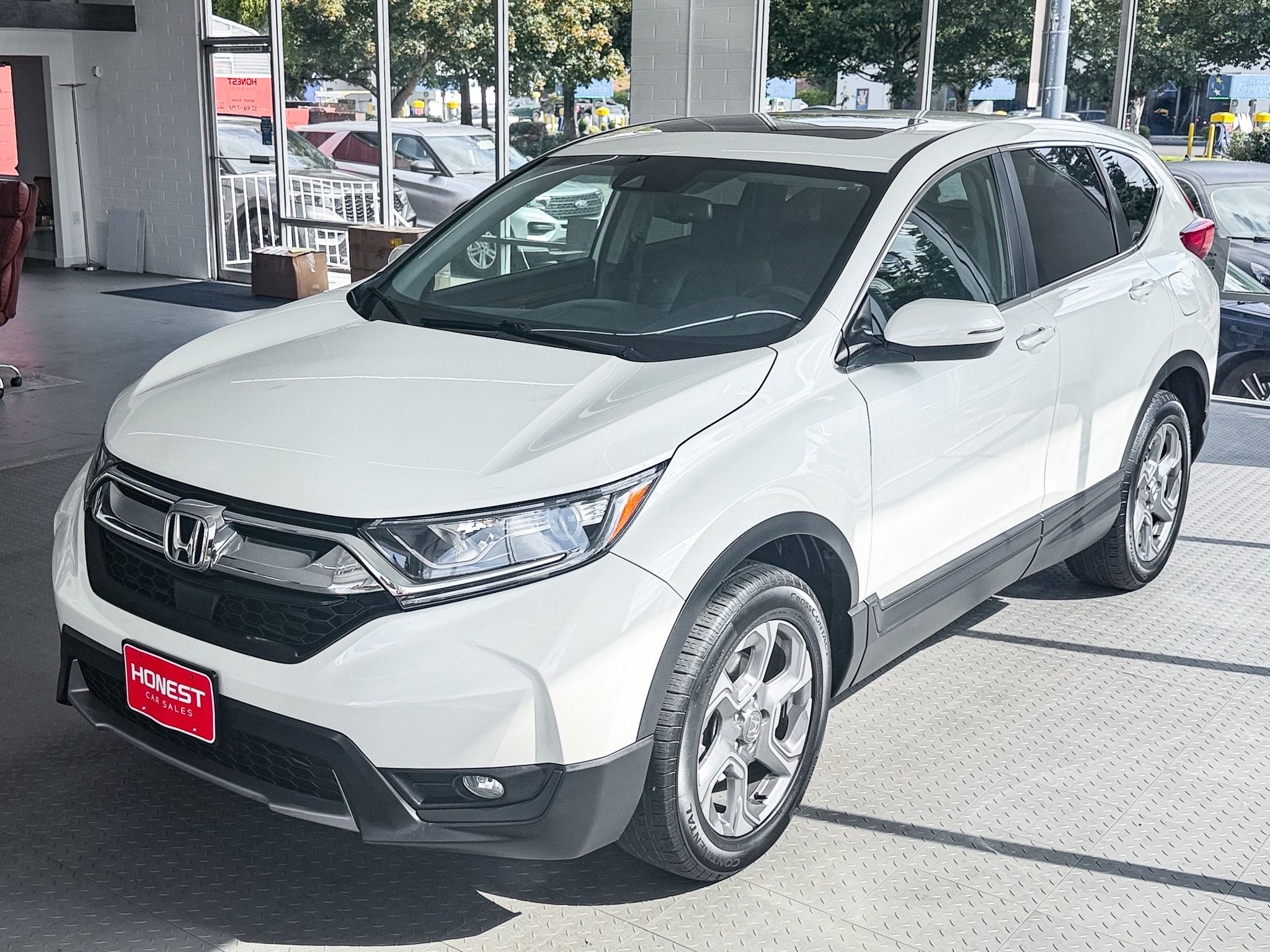Used 2017 Honda CR-V AWD EX-L image 3