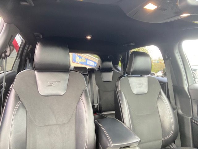 Used 2022 Ford Edge AWD ST image 11