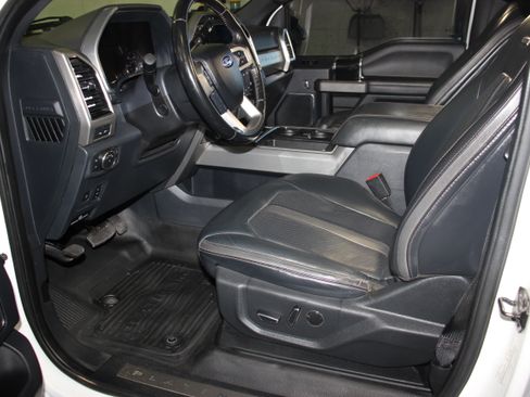 Used 2022 Ford F350 4x4 Crew Cab Super Duty image 15
