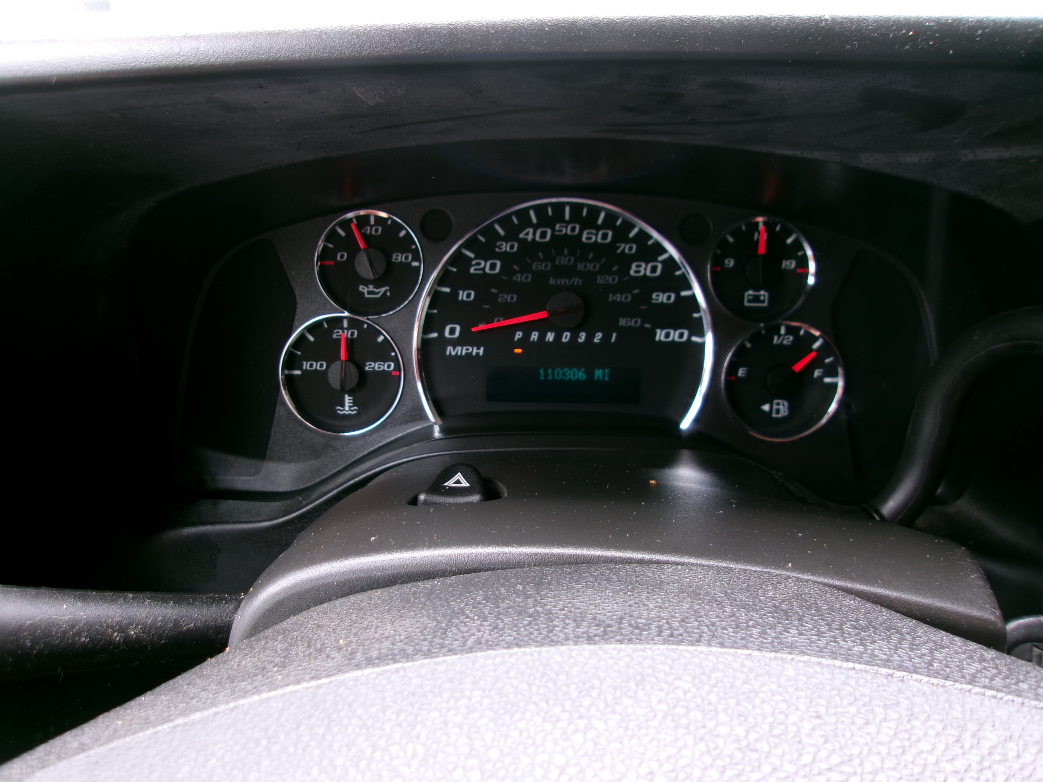 Used 2009 Chevrolet Express 2500 RWD image 2