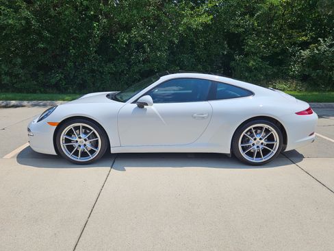 Used 2015 Porsche 911 Carrera image 3