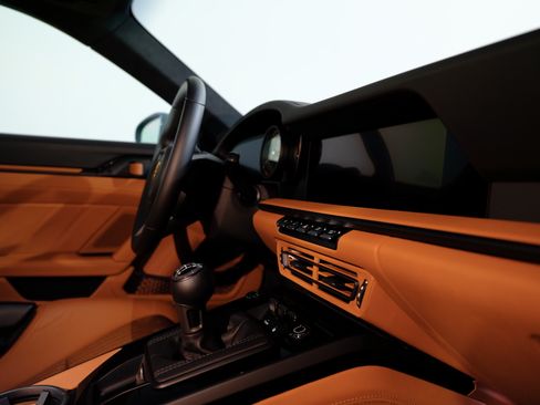 Used 2024 Porsche 911 S/T image 79