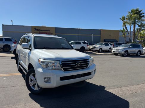 Used 2014 Toyota Land Cruiser UNAVAIL AWD/4WD image 1