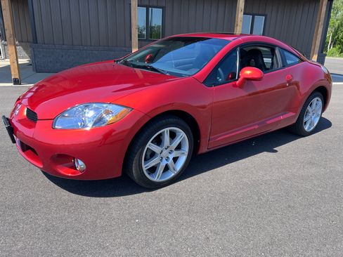 Used 2006 Mitsubishi Eclipse GT FWD image 1