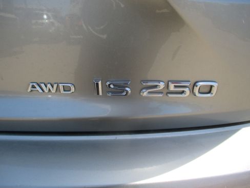 Used 2015 Lexus IS 250 AWD w/ F Sport Package image 14