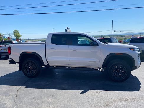 Used 2024 GMC Canyon 4x4 Crew Cab Elevation image 5