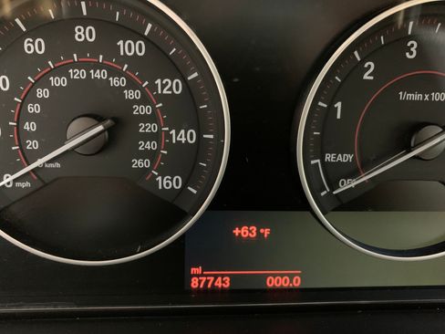 Used 2017 BMW 330i xDrive w/ Driver Assist image 17