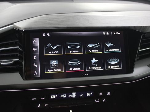 Used 2025 Audi Q4 e-tron Premium RWD image 21