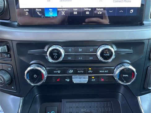 Used 2024 Ford F150 XLT image 35