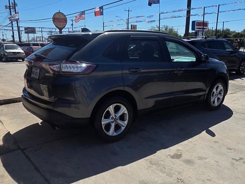 Used 2015 Ford Edge SE image 4