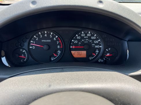 Used 2016 Nissan Frontier 2WD King Cab image 8