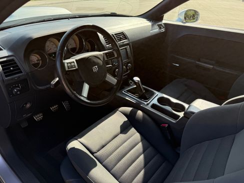 Used 2010 Dodge Challenger R/T image 23