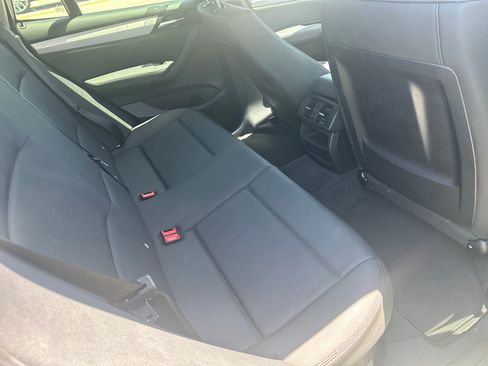 Used 2013 BMW X3 xDrive28i image 7