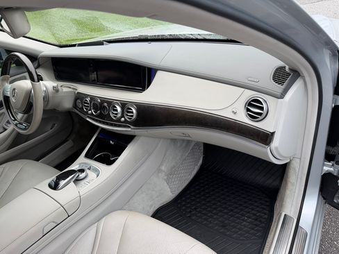 Used 2016 Mercedes-Benz S 550 4MATIC Sedan image 64