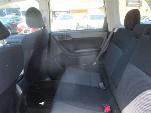 Used 2018 Subaru Forester 2.5i Premium AWD/4WD image 13