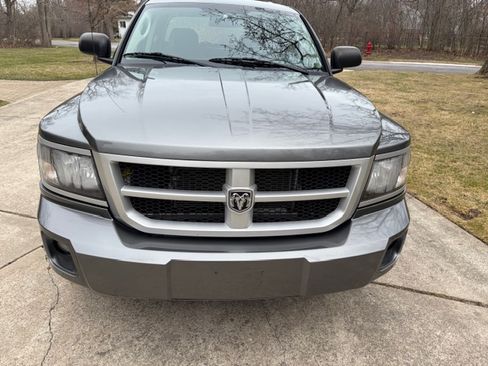 Used 2011 Dodge Dakota Lone Star image 8