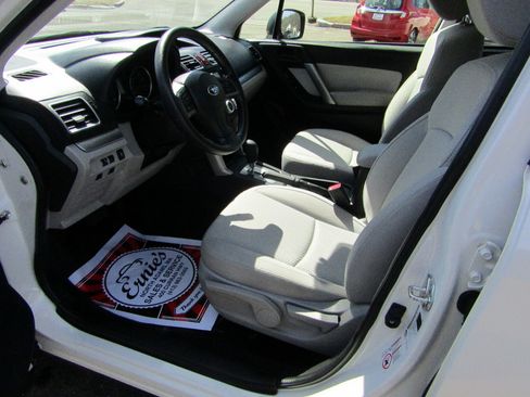 Used 2016 Subaru Forester 2.5i image 12