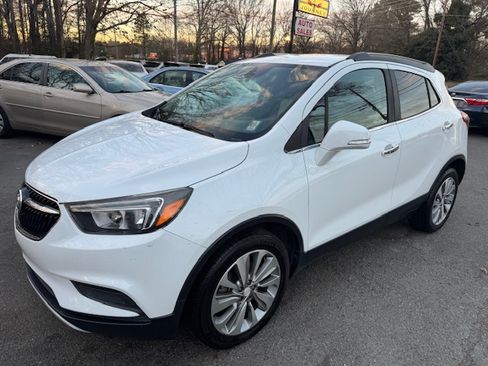 Used 2017 Buick Encore Preferred image 1