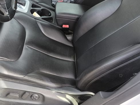 Used 2009 Volkswagen Passat 2.0T FWD image 9