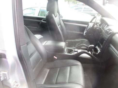 Used 2008 Porsche Cayenne S AWD/4WD image 7