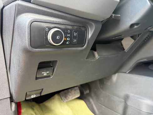 Used 2024 Ford Bronco Black Diamond image 19