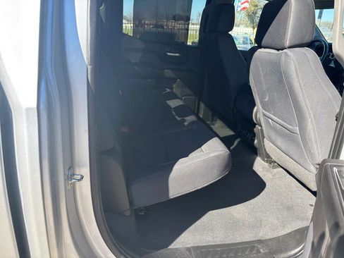 Used 2019 Chevrolet Silverado 1500 LT image 3