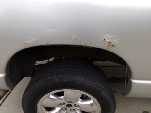 Used 2004 Dodge Ram 1500 Truck 4x4 Crew Cab SLT image 9
