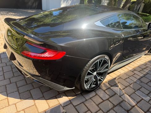 Used 2014 Aston Martin Vanquish Coupe RWD image 5