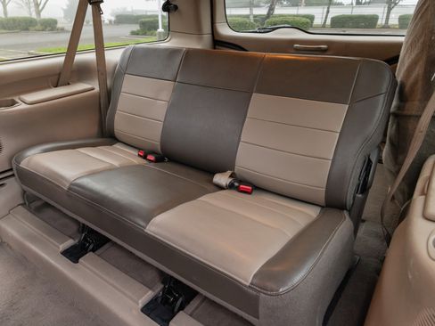 Used 2003 Ford Excursion Eddie Bauer image 54